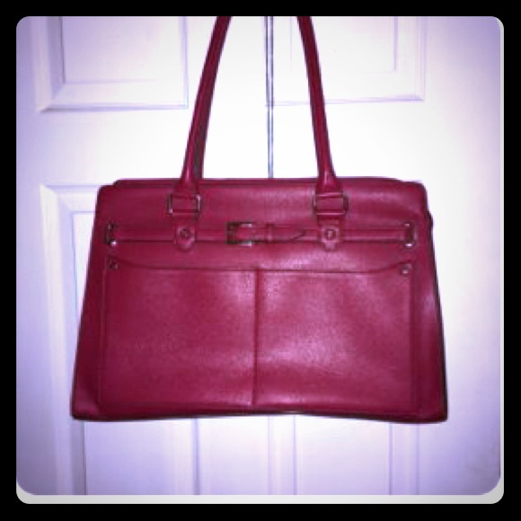 Liz Claiborne Handbags - Liz Claiborne Laptop Sachtel